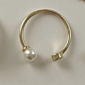 14K Yellow Gold plated, open Pearl Ring is slightly adjustable, Size 7 NEW